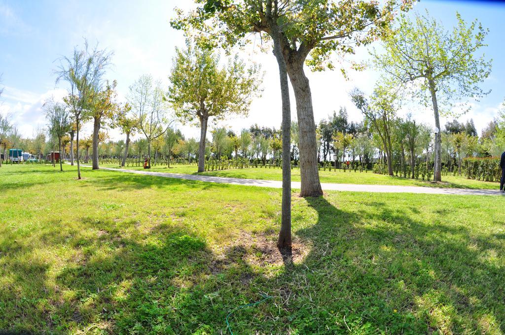 Camping Villaggio Paestum Foce del Sele Exterior photo